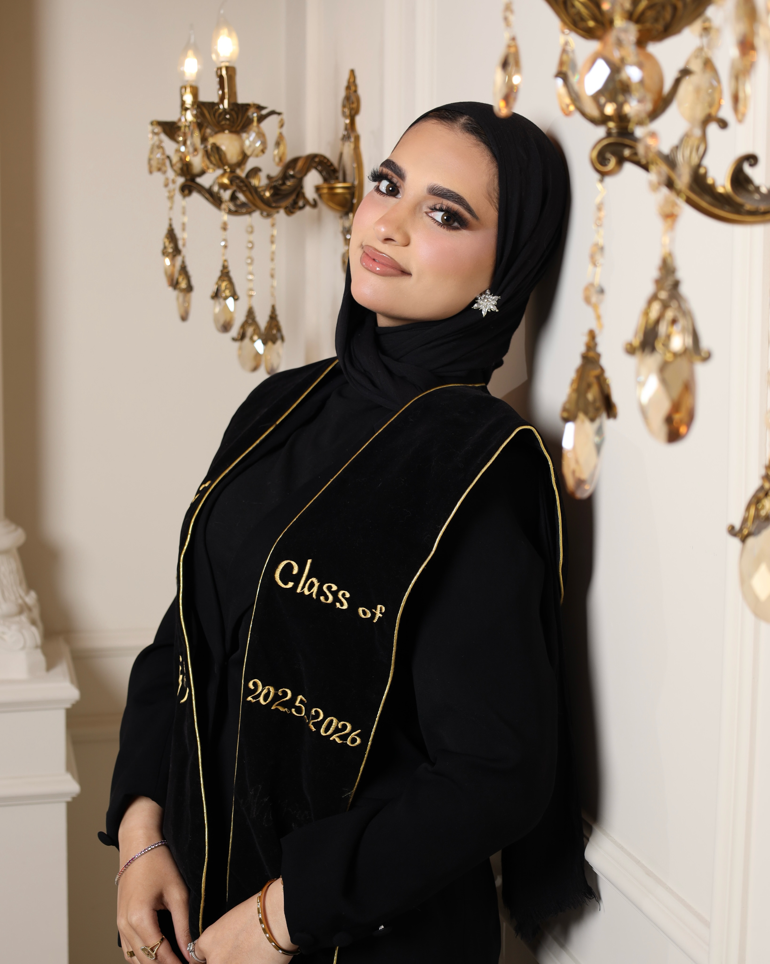 من أعمال الاستوديو